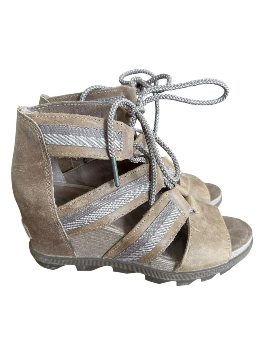 Sorel Joanie Lace Wedge Sandals 8.5 Taupe Gray Leather Gladiator Lace Up